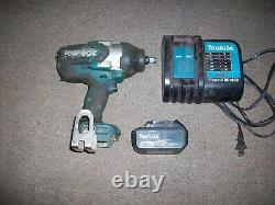 Makita XWT08 18V LXT Lithium-Ion 1/2 Cordless Impact Wrench withBattery & Charger