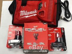 Milwaukee 2555-22 M12 FUEL Stubby Cordless 1/2 Drive Impact Wrench (2) 6.0 KIT