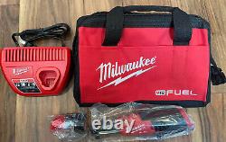 Milwaukee 2567-21H 12V Cordless 3/8 High Speed Ratchet Kit with 2.0 Battery