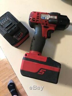 Snap-on CT8810A 3/8 Cordless Impact Wrench and Two Batteries