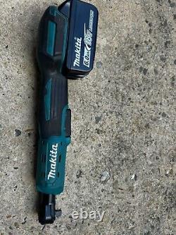 USED Makita XRW01Z 18V LXT Cordless 3/8 / 1/4 Sq. Drive Ratchet + BL1860b