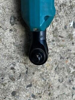 USED Makita XRW01Z 18V LXT Cordless 3/8 / 1/4 Sq. Drive Ratchet + BL1860b